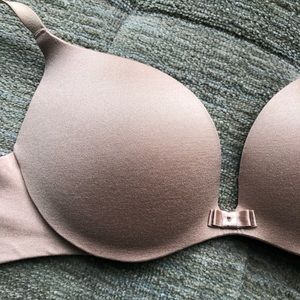 Victoria’s Secret Push-up Nude Bra 32B